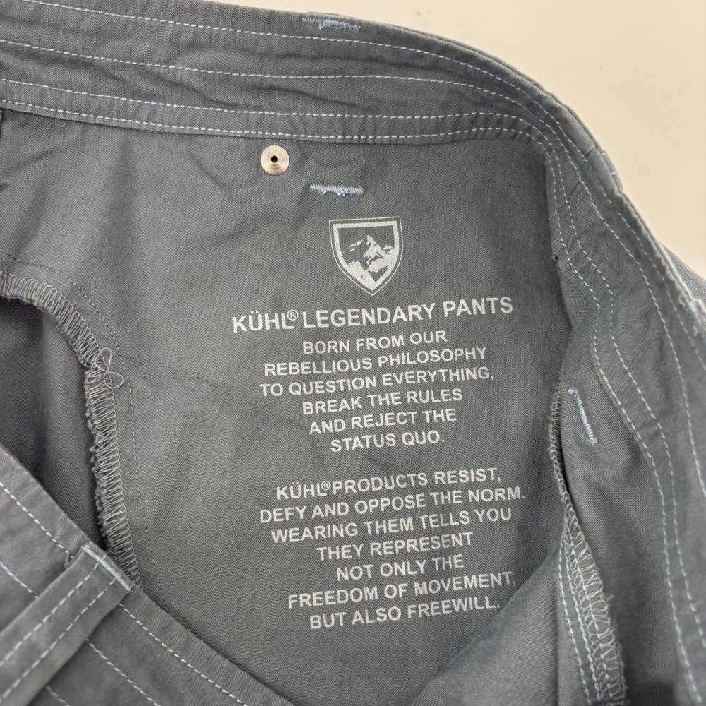 Kuhl Blue Cargo Shorts Women 8 Mid Rise Hiking Utility 10.5" Inseam Pockets - Picture 7 of 10